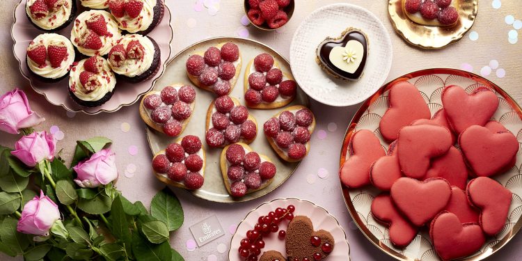 Emirates’ten Sevgililer Günü’ne özel ikramlar