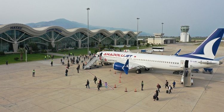Hatay’da uçak seferleri normale döndü
