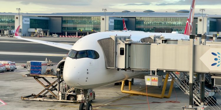 40 biletli yolcu THY uçağına alınmadı!