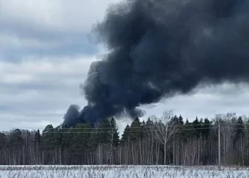 Rusya’da 15 kişinin bulunduğu uçak düştü!