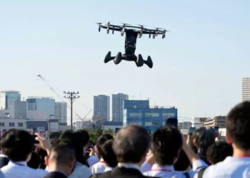 Pilot lisansı gerektirmeyen “Hexa” Tokyo’da sahne aldı