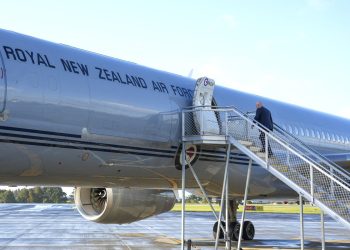Başbakan’ın uçağı arıza yaptı! Çareyi ticari uçuşta buldu