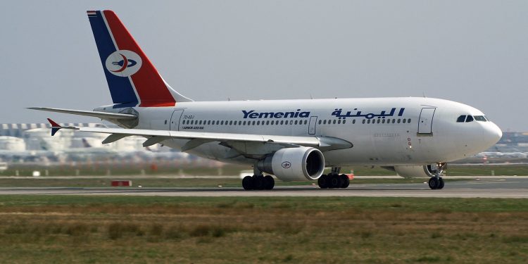 Husiler, hacıları taşıyan 3 uçağa el koydu