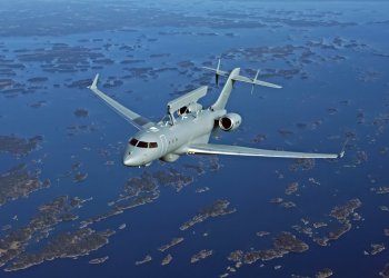 Fransız Hava Kuvvetleri’ne İsveç gözetleme uçağı