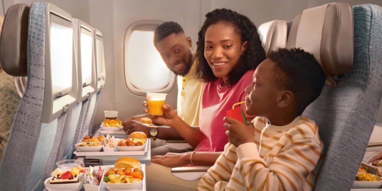Emirates’ten aileler için stressiz uçuş tüyoları