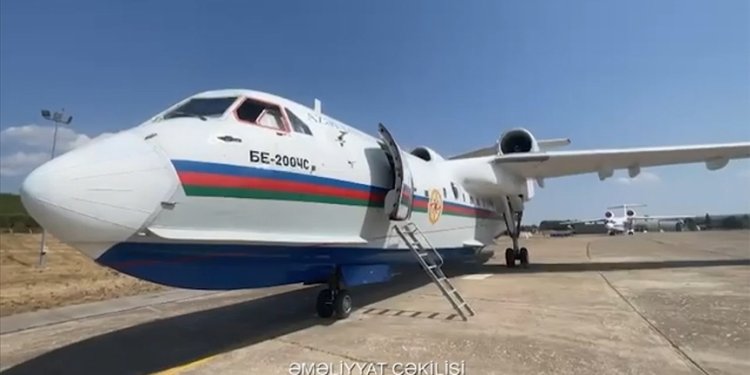 Azerbaycan’ın Be-200’ü yangın söndürmede yardımcı oluyor