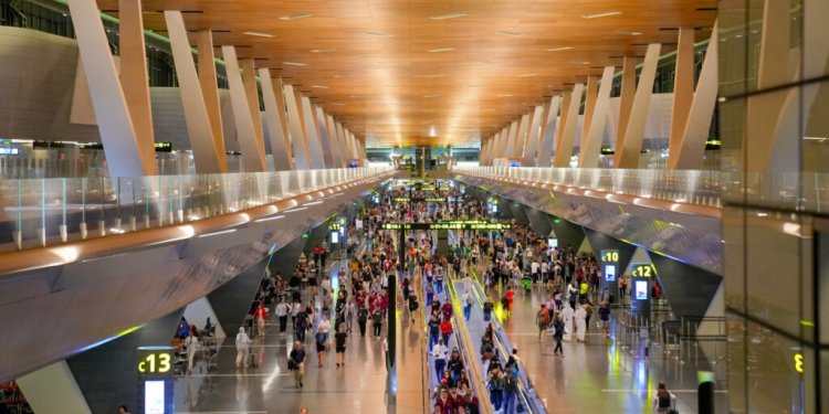 Doha Hamad tarihinin en yoğun ayını yaşadı