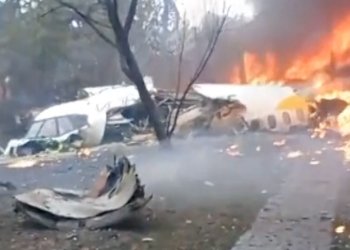 Düşen uçağa 10 kişi binememiş!