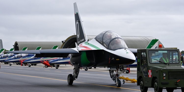 İtalya, akrobasi ekibi için 1,6 milyar euro harcayacak!