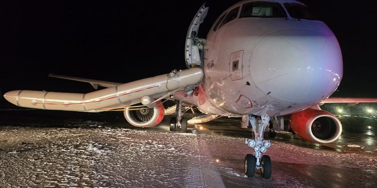 Antalya’ya inen 97 yolculu uçakta yangın çıktı