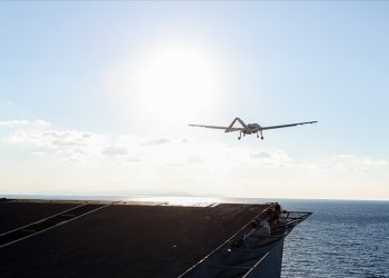 Bayraktar TB3 gemi testlerini başarıyla sürdürüyor