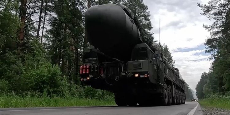 Ukrayna: Rusya ilk kez kıtalararası füze fırlattı