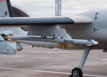 Bayraktar AKINCI TİHA’dan İHA-122 testi