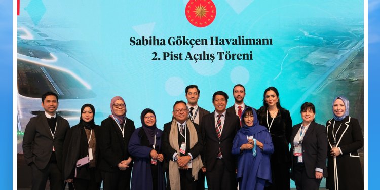 Sabiha Gökçen 2. pistin birinci yıl dönümü