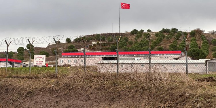 Mühimmat üretilen fabrikada patlama: 11 ölü