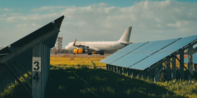Roma Fiumicino’ya Avrupa’nın en büyük havaalanı güneş santrali