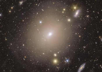 Einstein haklı çıktı: Euclid, yeni bir ışık halkası tespit etti