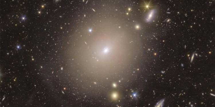 Einstein haklı çıktı: Euclid, yeni bir ışık halkası tespit etti