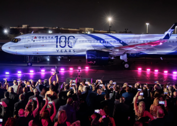 Delta Air Lines 100. yılını kutluyor