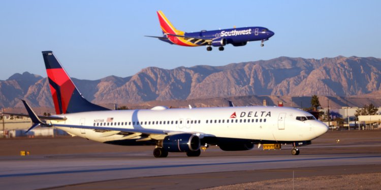 Yolcu uçaklarının boş uçmasının 7 nedeni!