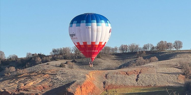 Frigya’da sıcak hava balonu uçuşları artıyor
