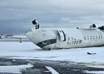 İnişte ters dönen yolcu uçağının ön raporu açıklandı