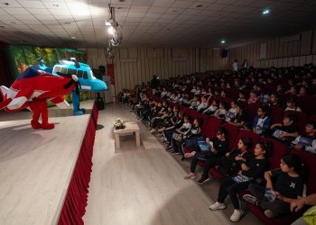 Minik öğrenciler, yerli ve milli hava araçlarını müzikalle tanıdı