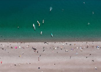 Türk turizmi sezona bayram ve ara tatil moraliyle başlayacak