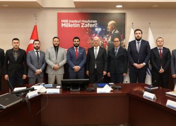 Türkiye ve Suriye masada: Gündem havada!