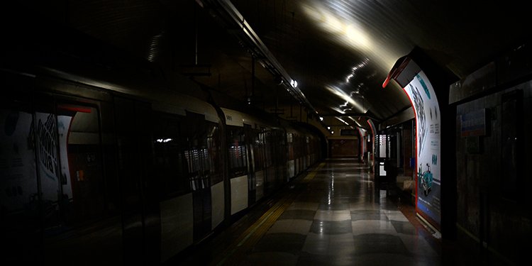 İspanya ve Portekiz karanlığa gömüldü