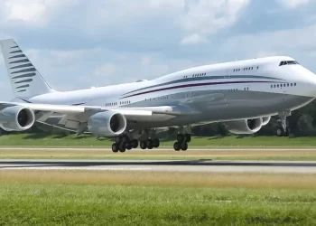 Trump’tan hediye uçak açıklaması!