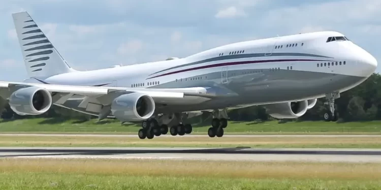 Trump’tan hediye uçak açıklaması!