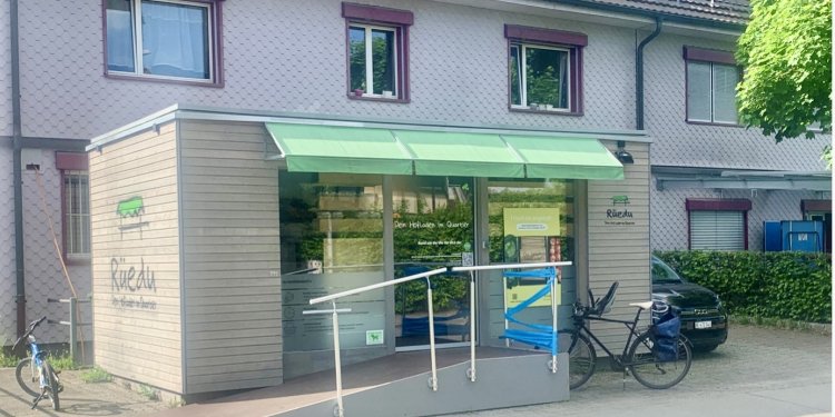 İsviçre’de Bir Mahalle Bakkalı…