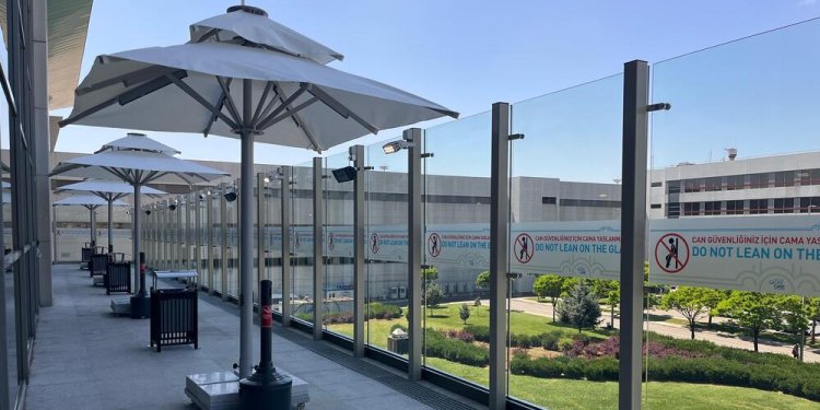 Sabiha Gökçen’de ikinci teras alanı hizmete açıldı