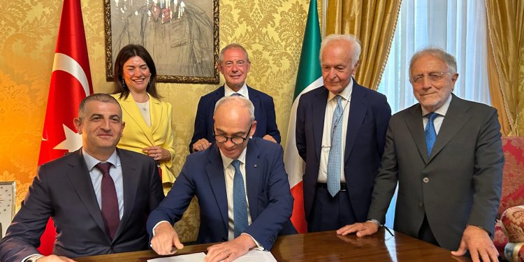 Baykar, 140 yıllık Piaggio Aerospace’i devraldı