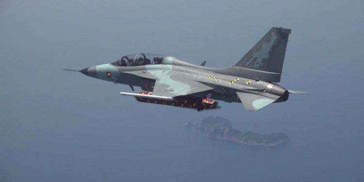 Güney Kore, KF-21 için yerli füze testine başladı