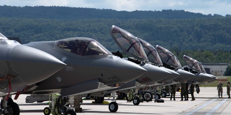 Almanya’dan F-35 filosuna 15 jetlik yeni plan