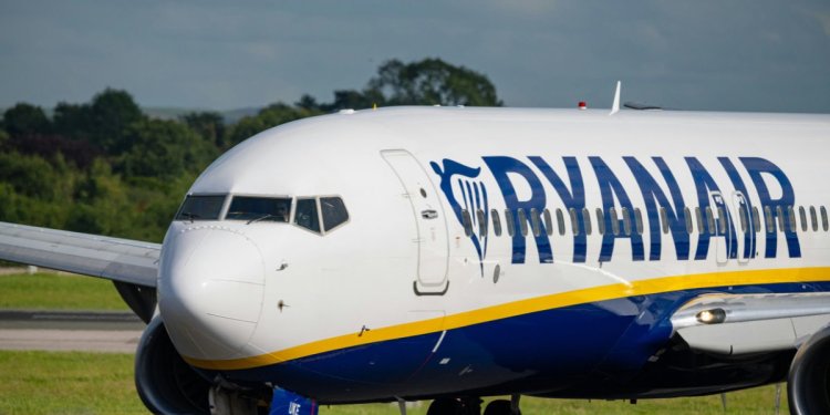 Ryanair, net kârını ilk çeyrekte iki katına çıkardı