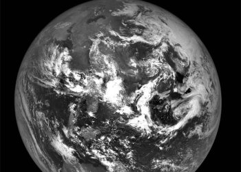 NASA, Ay’a nükleer reaktör kurmaya hazırlanıyor