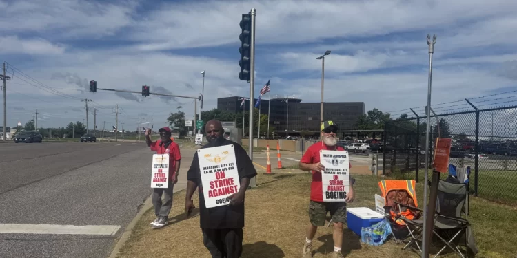 Boeing’de grev görüşmeleri bayram sonrasına kaldı