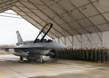 Bulgaristan’da F-16 endişesi