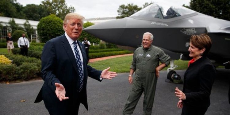 Trump yönetimi Lockheed, Boeing ve Palantir’e göz dikti!