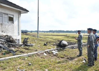 Malezya’da F/A-18D Hornet kalkışta düştü