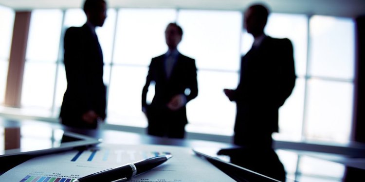 İş yerinde psikolojik güvenlik ve güvenilirlik: Sessiz kalmak mı, ses vermek mi?