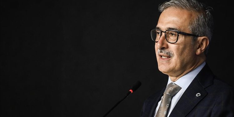 İsmail Demir, Kardemir sonrası savunma sektörüne mi dönüyor?