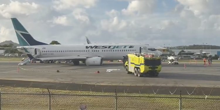 WestJet’in 737’si St. Maarten’de sert iniş yaptı