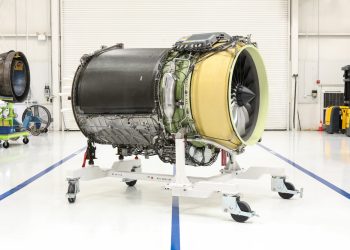 GE, 500. motor sevki öncesi Global 8000’e teslimat yaptı