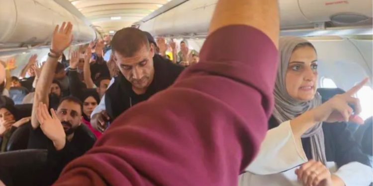 153 Filistinli Güney Afrika’ya nasıl geldi? Gizem sürüyor