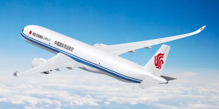 Çin’den ilk A350F siparişi geldi