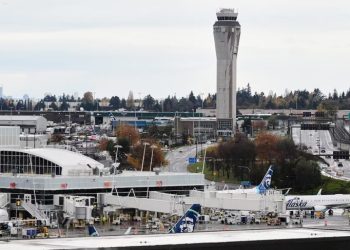 ABD, 40 havalimanında iç hat uçuşlarını yüzde 4 kısıyor